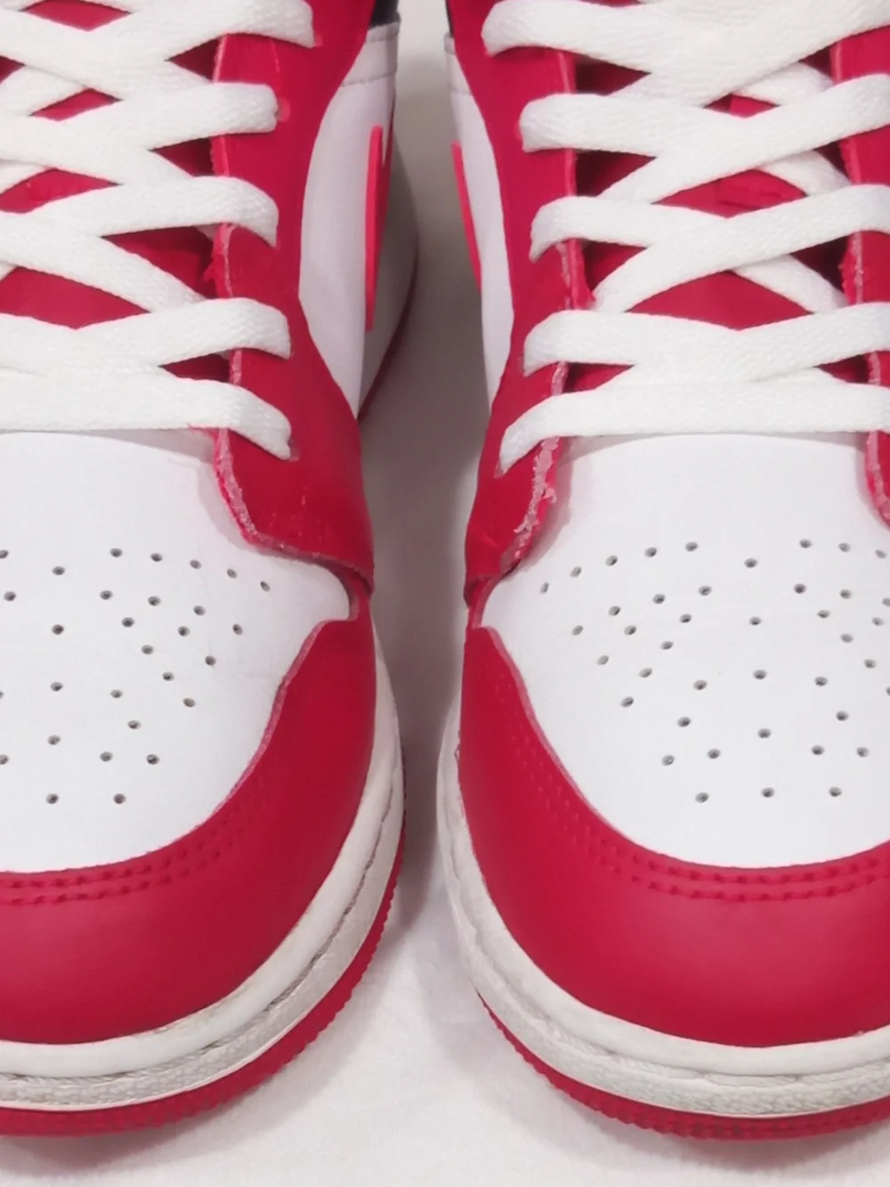 Nike Air Jordan 1 Low Grade School Sneakers. (